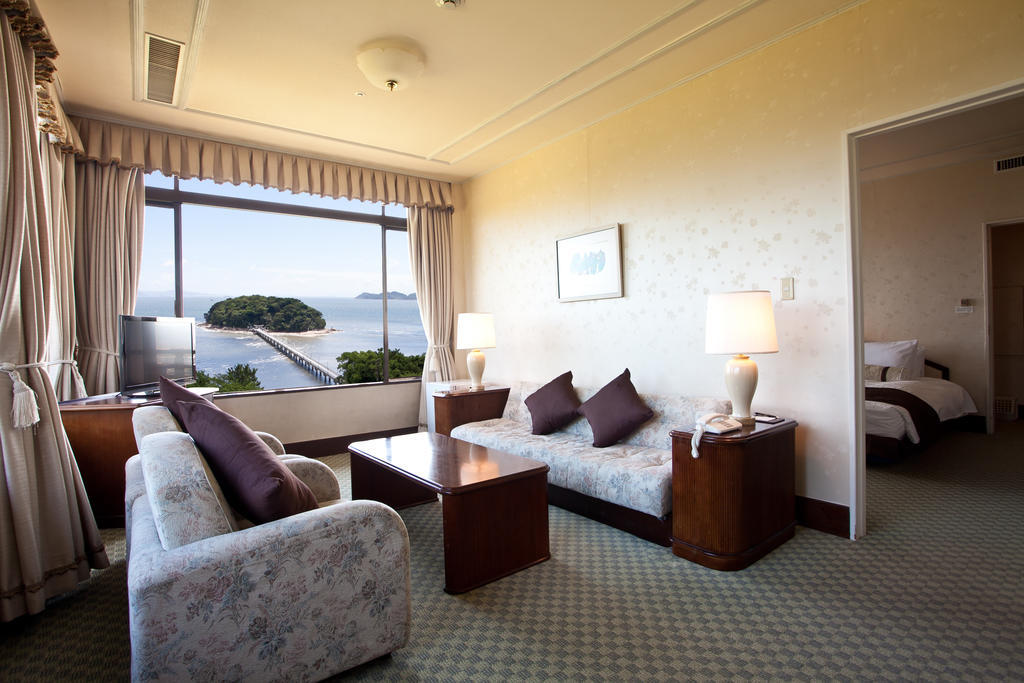 Gamagori Classic Hotel Kültér fotó